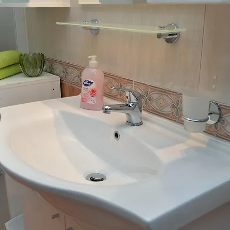 Apartament 622 *