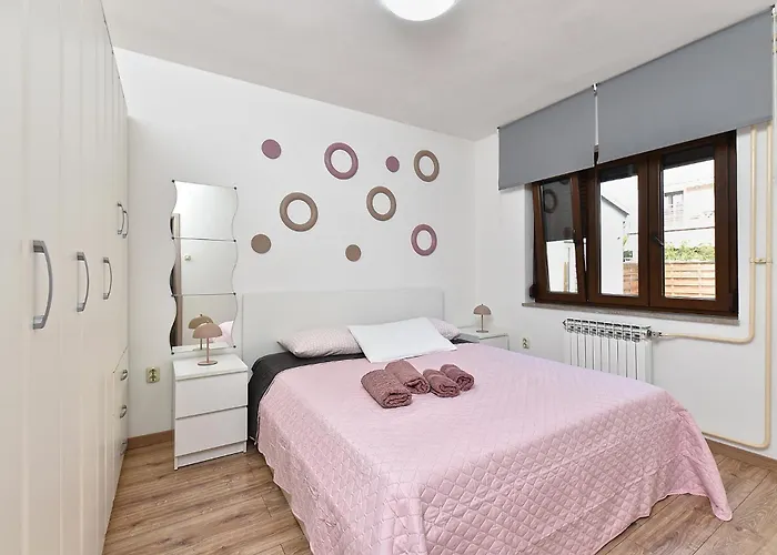 Apartment 622 *